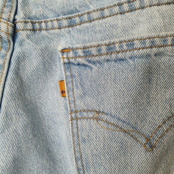 Vintage Levis Orange Tab 560 Loose Fit Tapered Leg Light Blue Jeans Size 34x30 - Picture 6 of 10